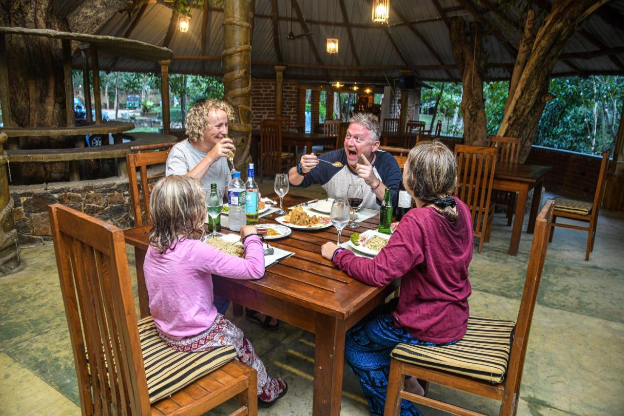 Birds Paradise Inn Udawalawe Bagian luar foto