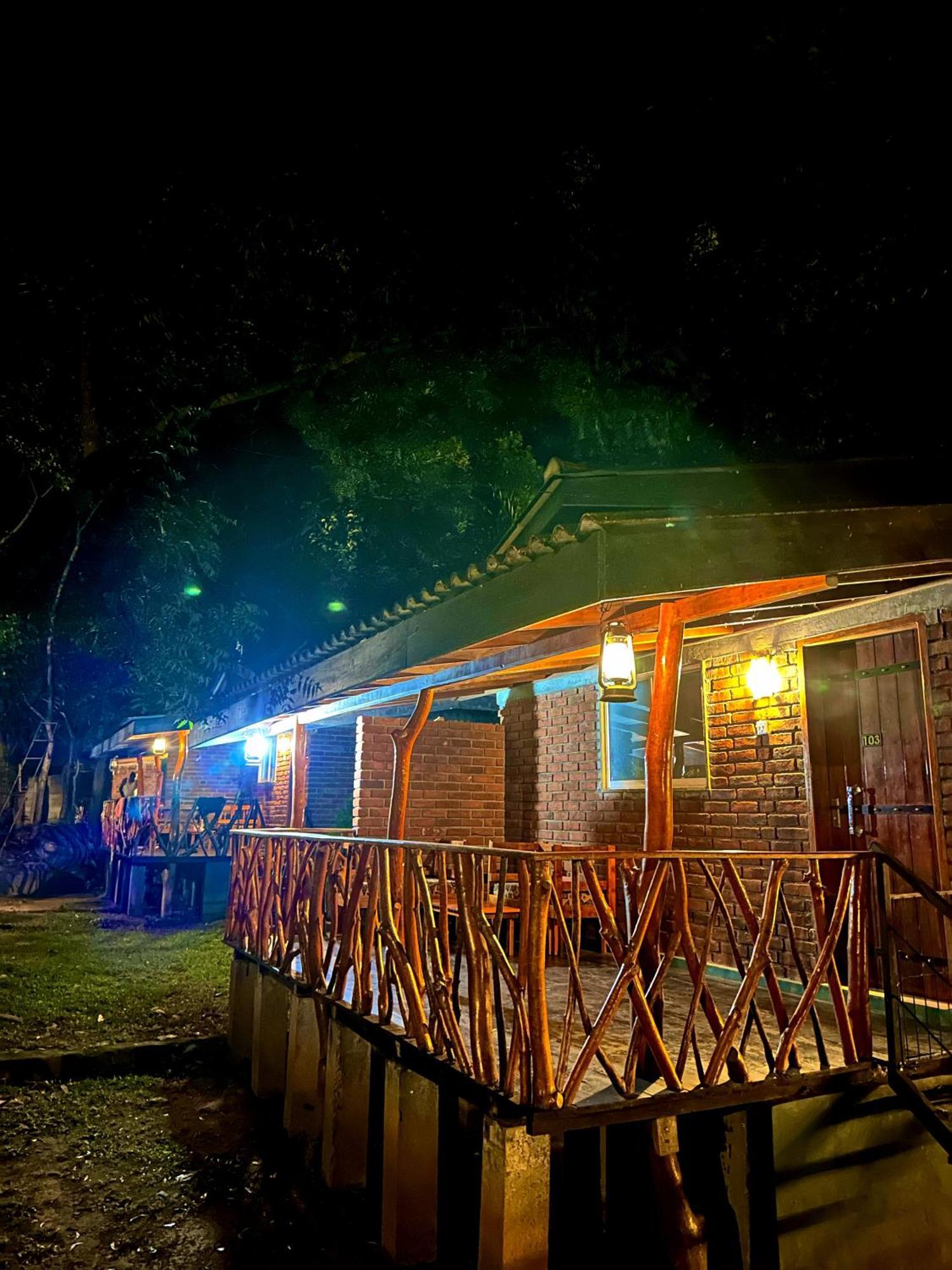 Birds Paradise Inn Udawalawe Bagian luar foto