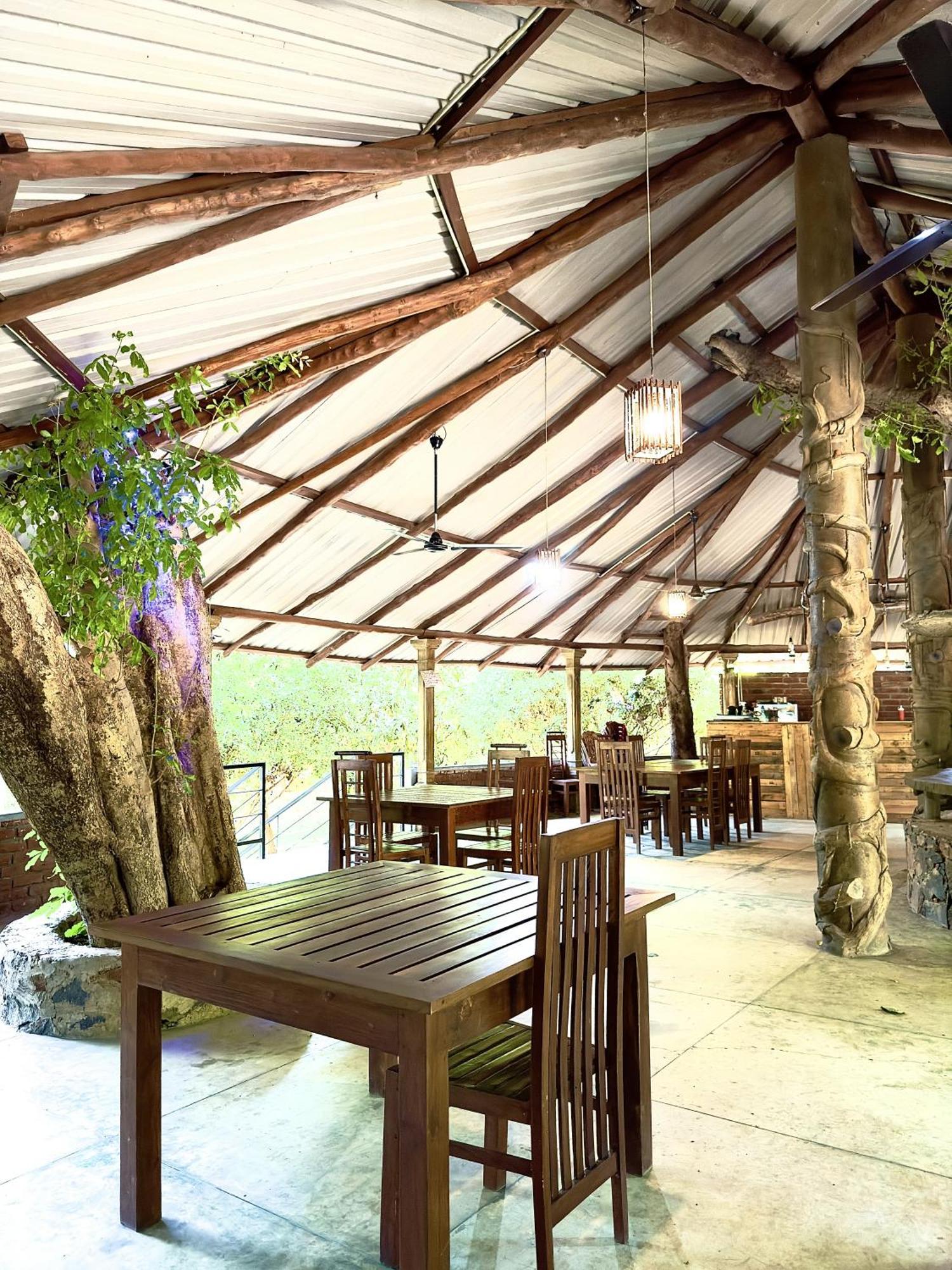 Birds Paradise Inn Udawalawe Bagian luar foto