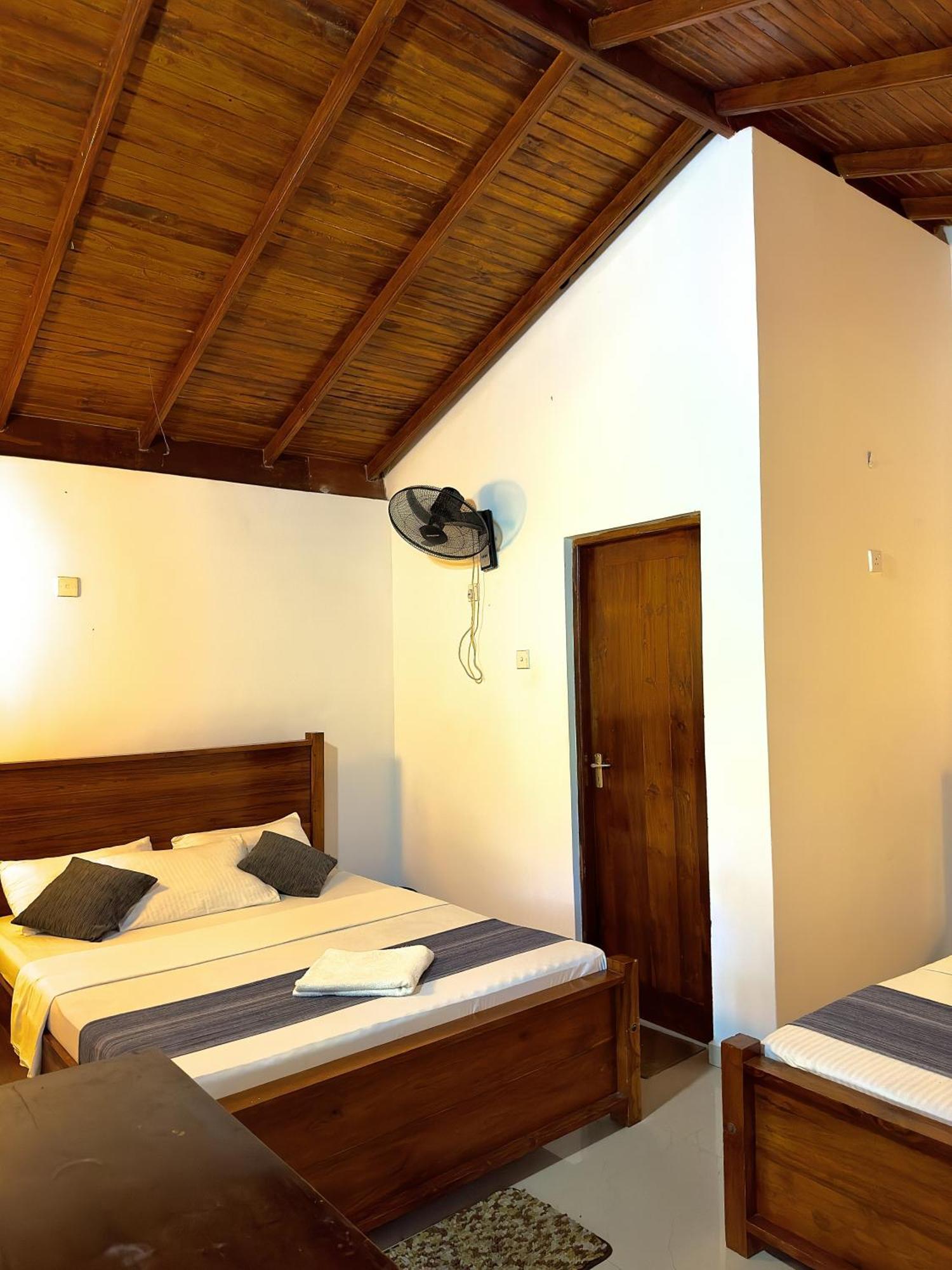Birds Paradise Inn Udawalawe Bagian luar foto