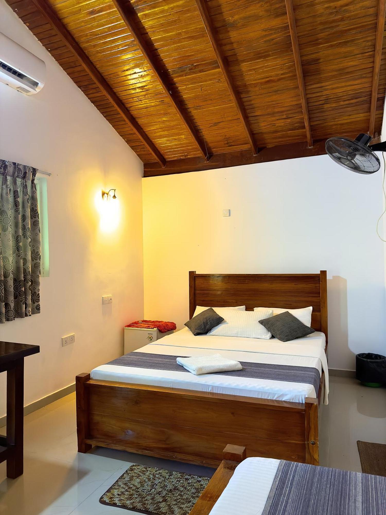 Birds Paradise Inn Udawalawe Bagian luar foto