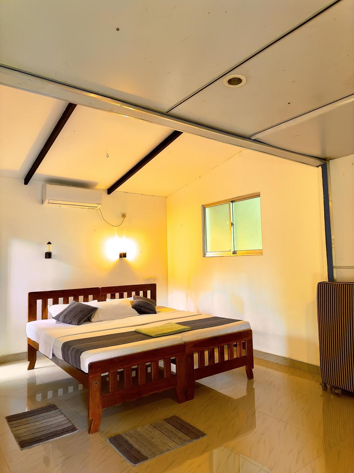 Birds Paradise Inn Udawalawe Bagian luar foto