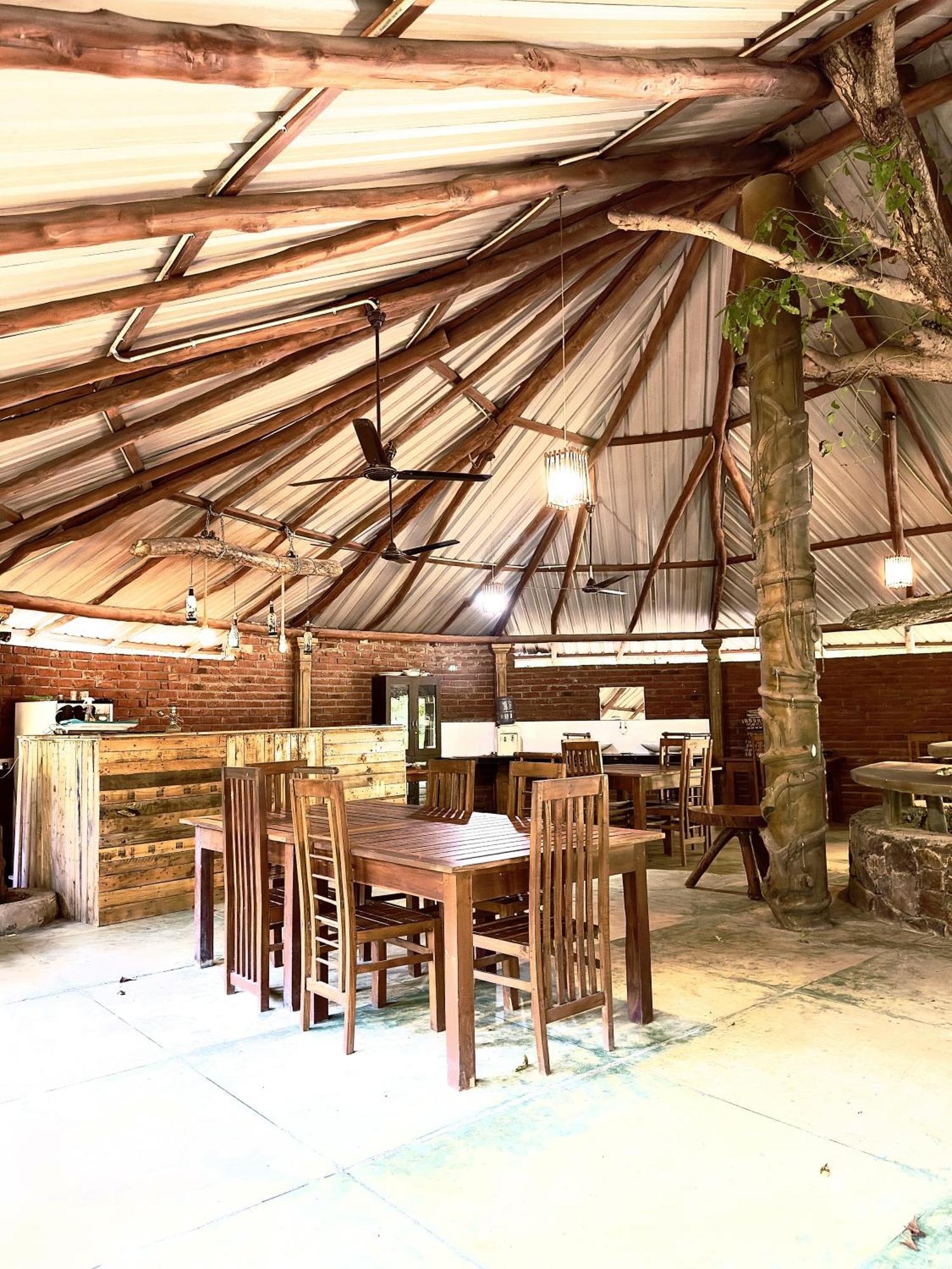 Birds Paradise Inn Udawalawe Bagian luar foto